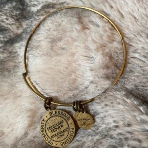 ALEX AND ANI Four Leaf Clover Bracelet